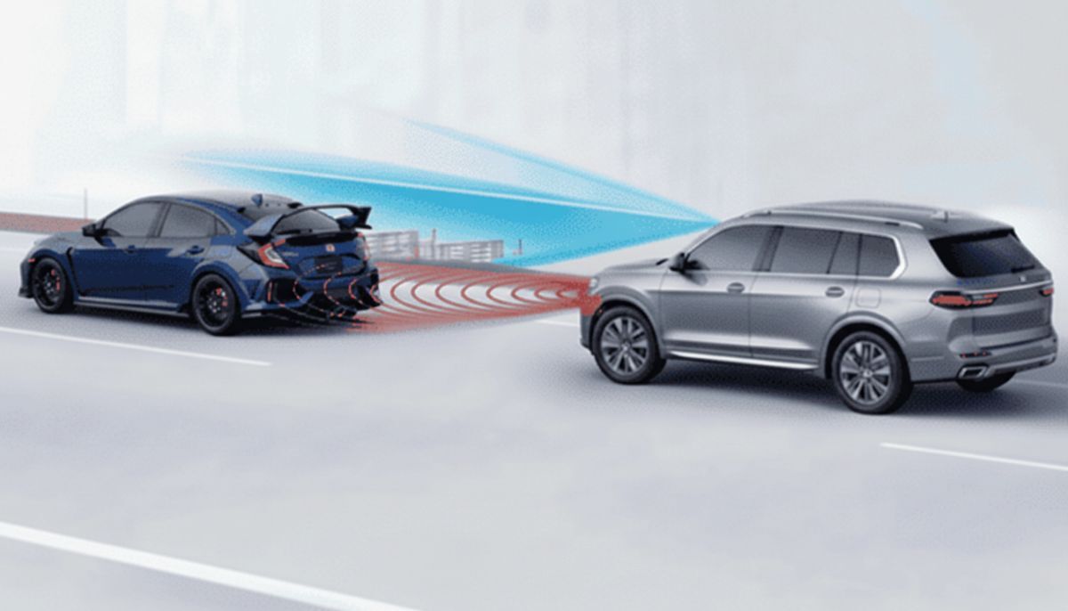 Honda cars on highway showing how ADAS works – Alioto’s Auto Body San Francisco Honda-cars-on-highway-showing-how-ADAS-works-Aliotos-Auto-Body-San-Francisco