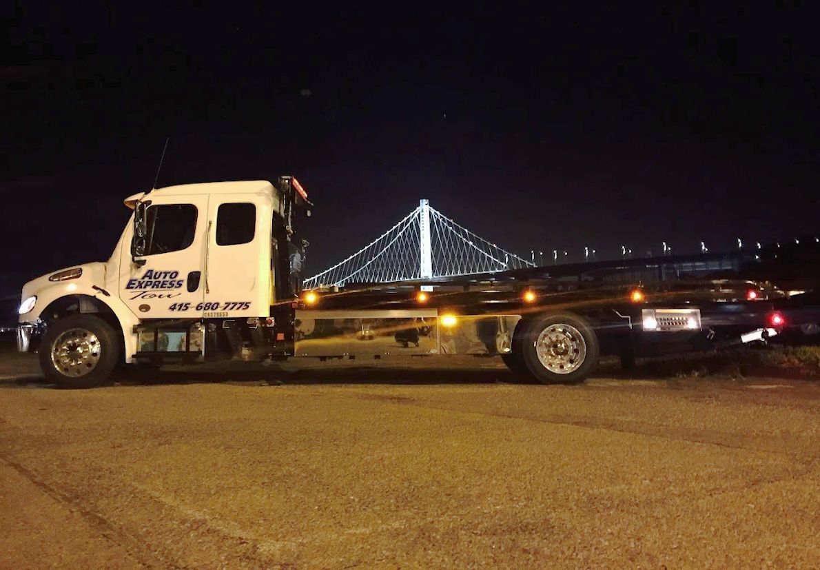 Auto-Express-Tow-truck-in-San-Francisco-for-Alioto's-Auto-Body