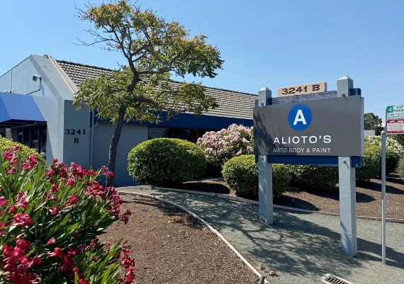 collision shop san rafael location